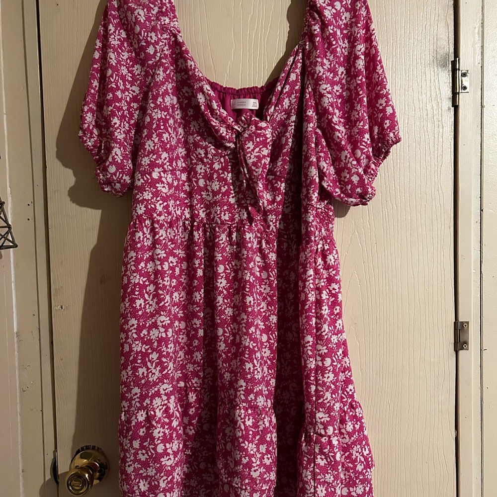 LC Lauren Conrad Pink and White Floral Dress